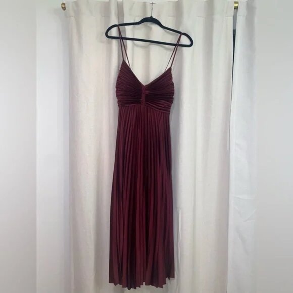 SOLAIRE PLEATED MIDI DRESS - Picture 2 of 2